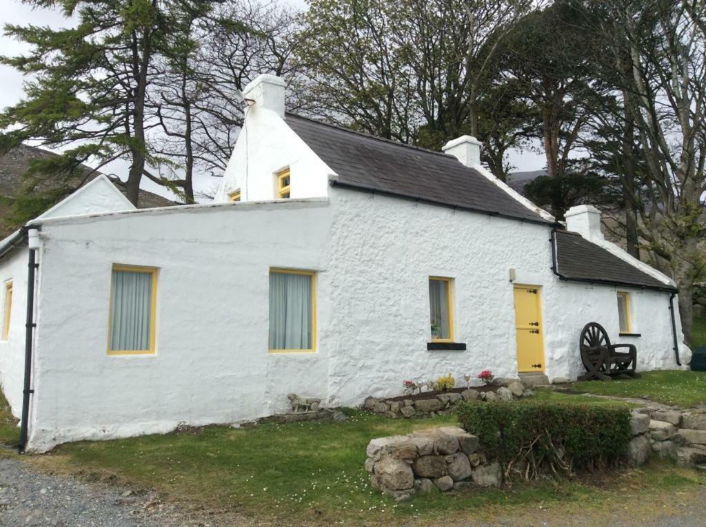 Stunning Views At Ballagh Cottage Newcastle نيوكاسل المظهر الخارجي الصورة