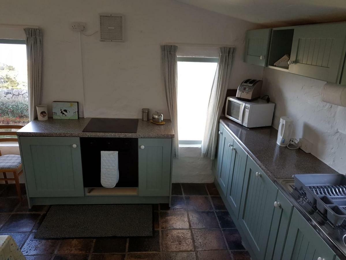 Stunning Views At Ballagh Cottage Newcastle نيوكاسل المظهر الخارجي الصورة