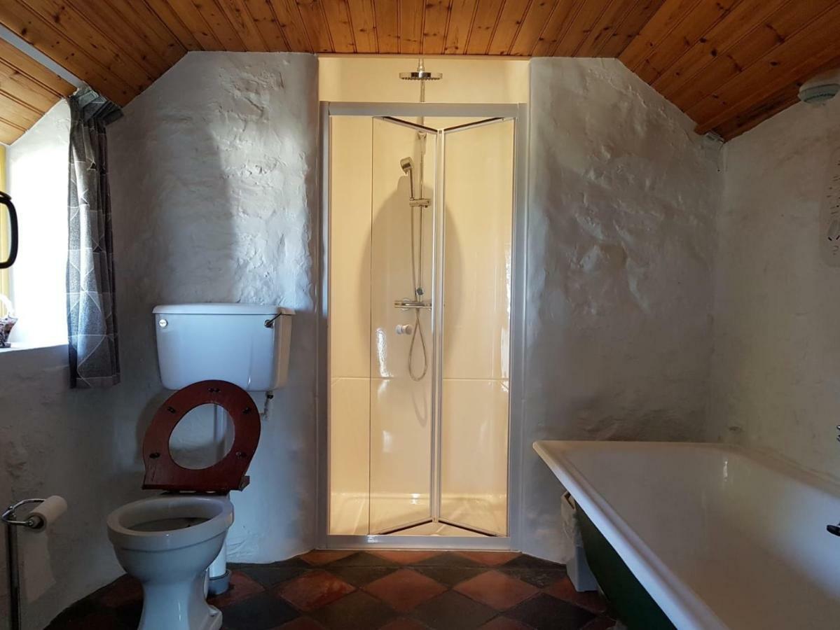 Stunning Views At Ballagh Cottage Newcastle نيوكاسل المظهر الخارجي الصورة