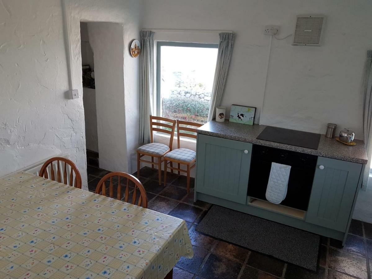 Stunning Views At Ballagh Cottage Newcastle نيوكاسل المظهر الخارجي الصورة